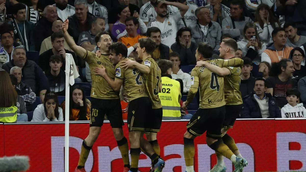 Real Sociedad y Bar?a, reyes del Bernab谷u