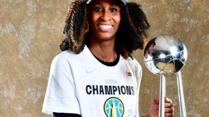 Astou Ndour: el combat contra el racisme de la nova campiona espanyola de la WNBA