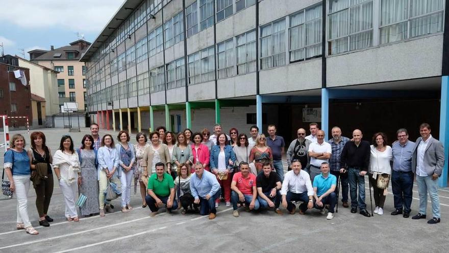 Reunión de exalumnos de los colegios Santo Tomás y Beata Imelda