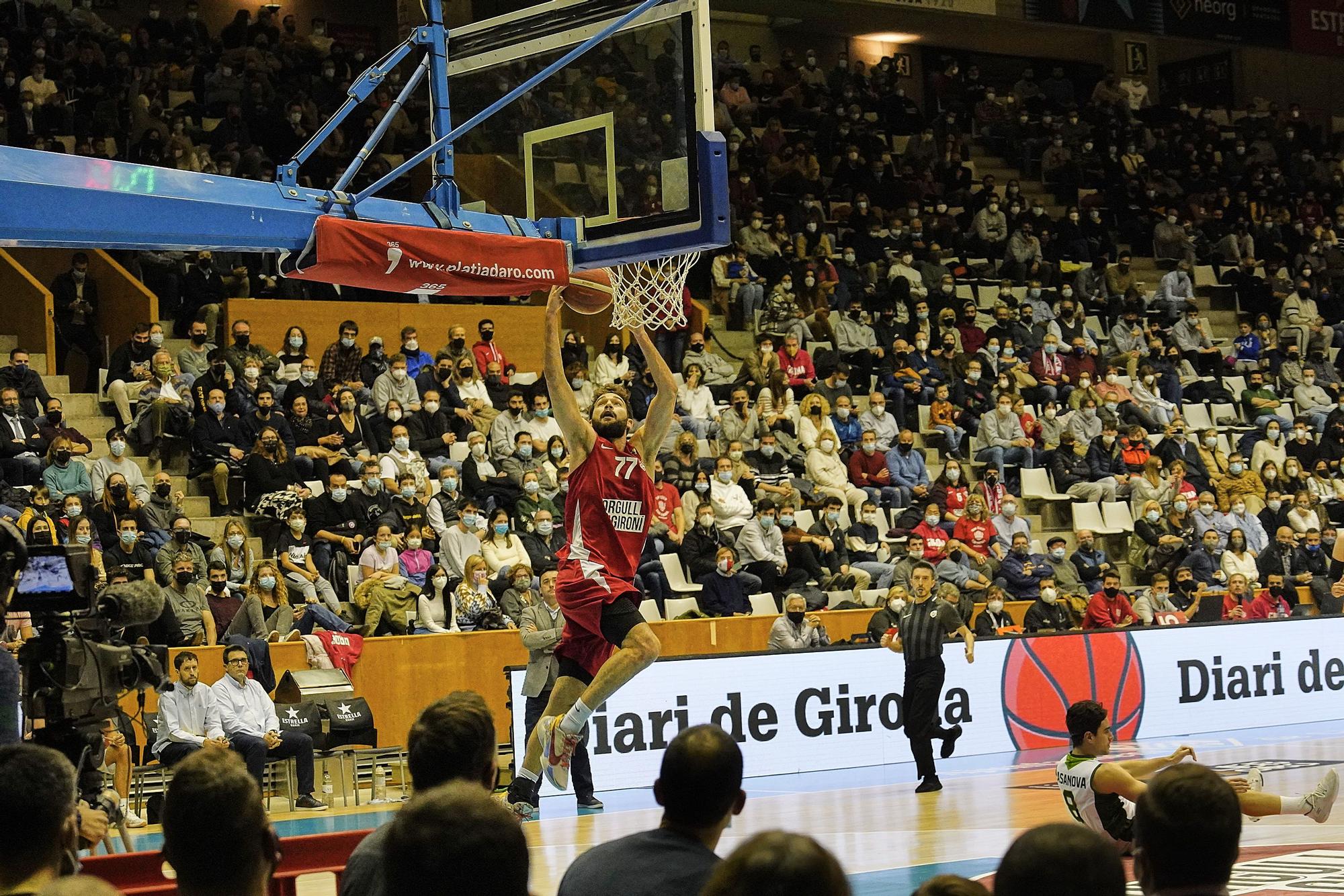 Marc Gasol impacta en el retorn a Girona davant 3.500 aficionats (89-47)