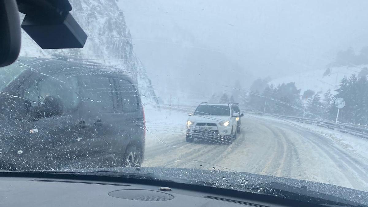La borrasca Oriana deja varias afecciones en todo Aragón este sábado