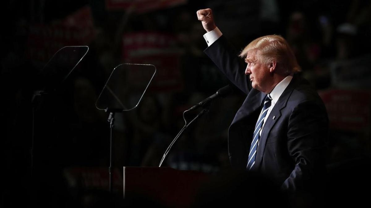 Donald Trump en un acto de campaña electoral en Wisconsin.
