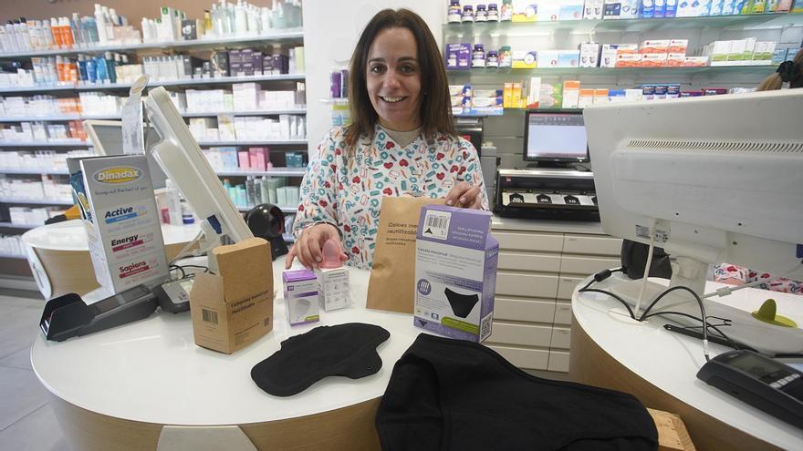 Comença la distribució gratuïta de productes menstruals reutilitzables a les farmàcies