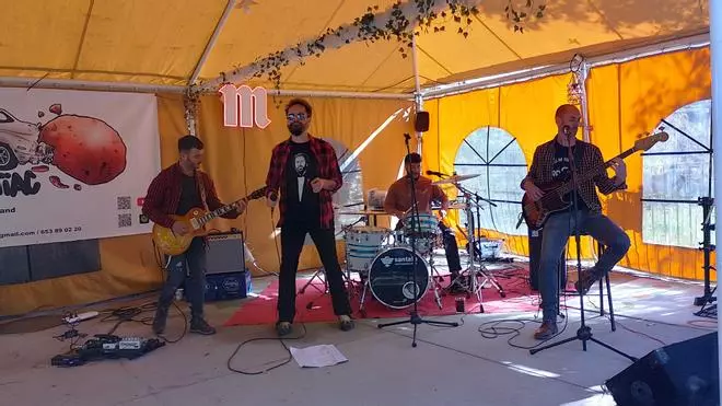 GALERÍA | Vermú solidario en Sanabria con los afectados por los incendios