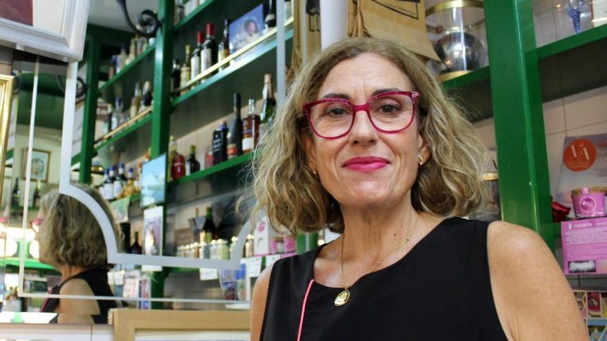 Uno de los comercios más tradicionales de Torrevieja deja su local en la esquina del Mercado de Abastos