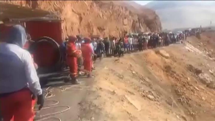 Más de 40 muertos y 20 heridos tras un accidente de autobús en Perú