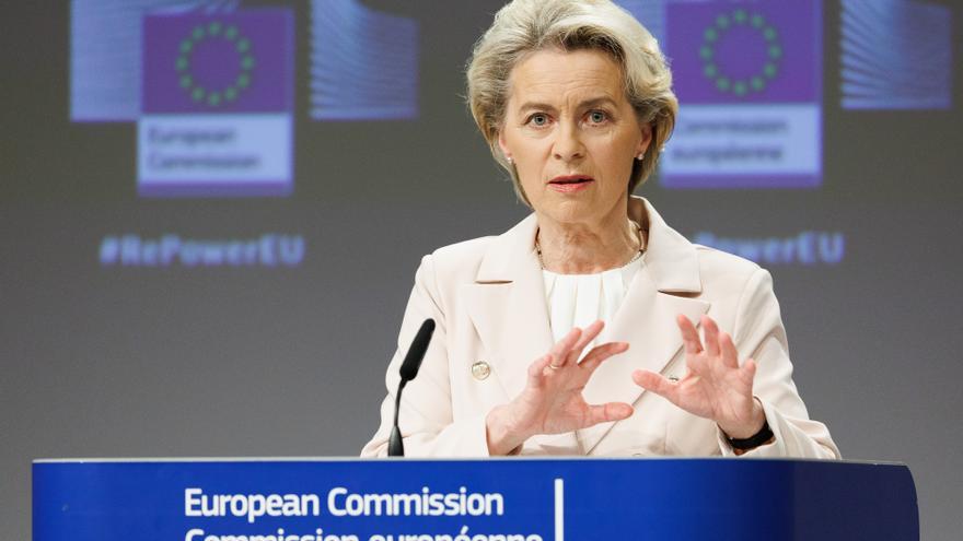 HANDOUT - 20 July 2022, Belgium, Brussels: European Commission President Ursula von der Leyen, gives a press conference after the College meeting on the 'Save gas for a safe winter' package at the EU headquarters. Photo: Christophe Licoppe/European Commis