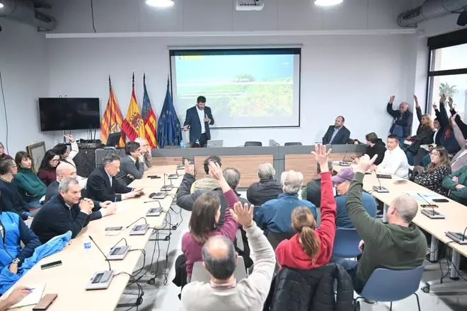 Reunión sobre las limitaciones de fondeos en Tabarca y el resto del litoral alicantino