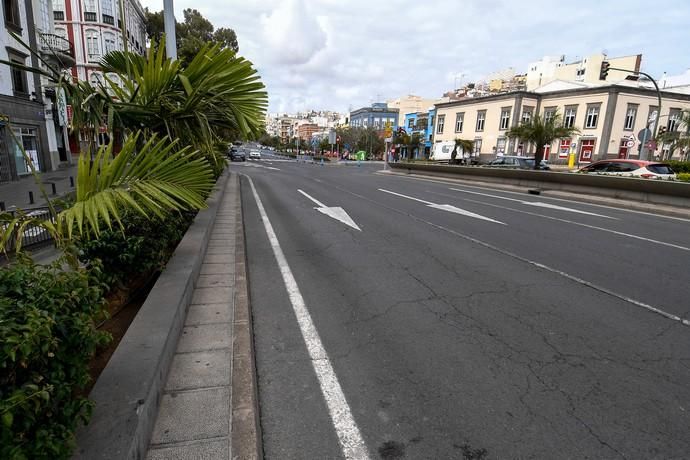 25-03-20 LAS PALMAS DE GRAN CANARIA. CIUDAD. LAS PALMAS DE GRAN CANARIA. Recorrido por la ciudad para vera su desolación.   Fotos: Juan Castro.  | 25/03/2020 | Fotógrafo: Juan Carlos Castro