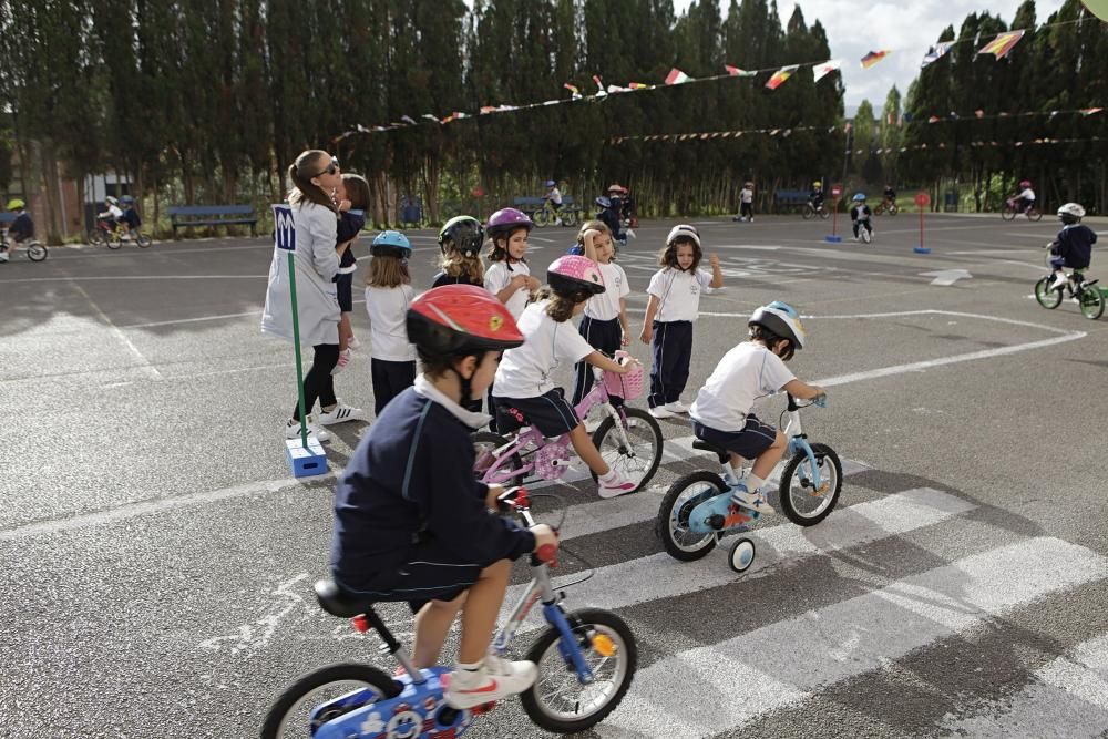 Día de la Bici en el Colegio de las Dominicas