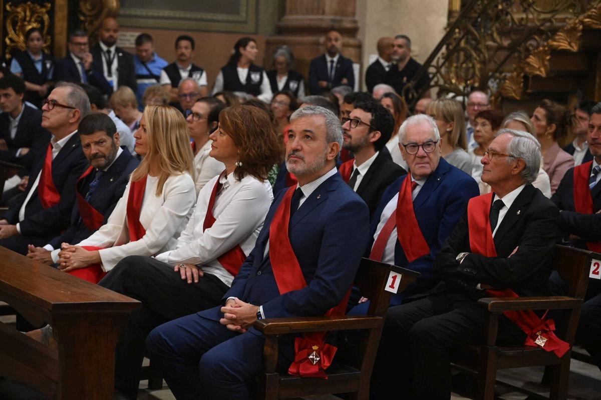 Collboni asiste a la misa de la Mercè