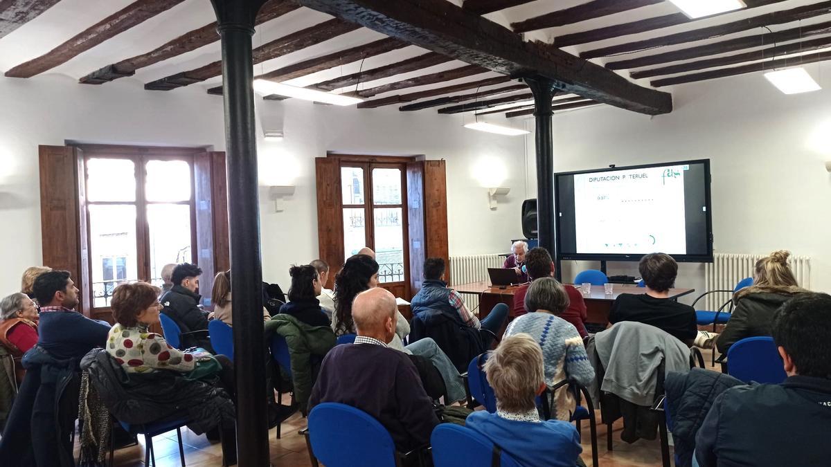 Presentación del informe de la Federación Aragonesa de Solidaridad en Teruel.