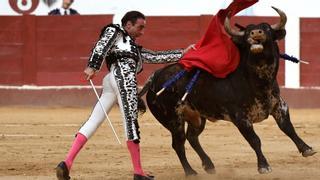 El torero Enrique Ponce deja los ruedos a los 49 años