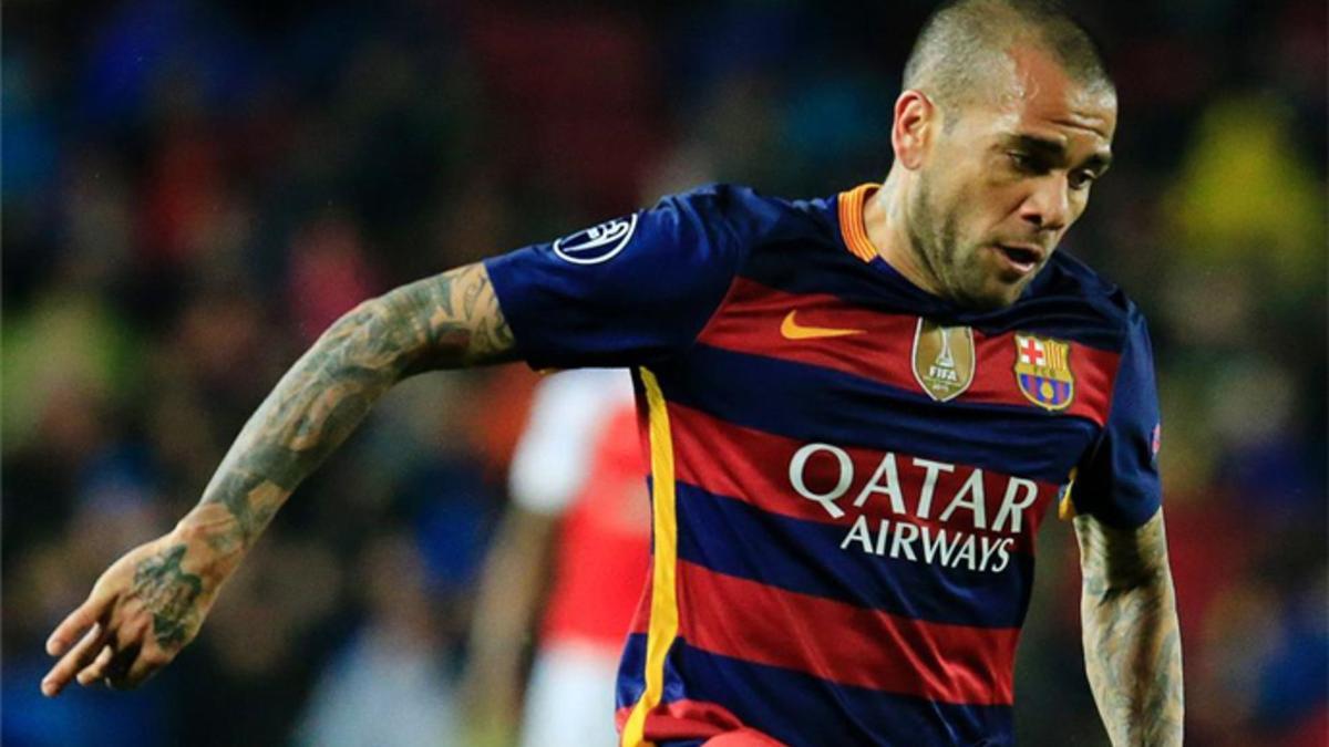 Dani Alves abandona el Barça tras ocho temporadas