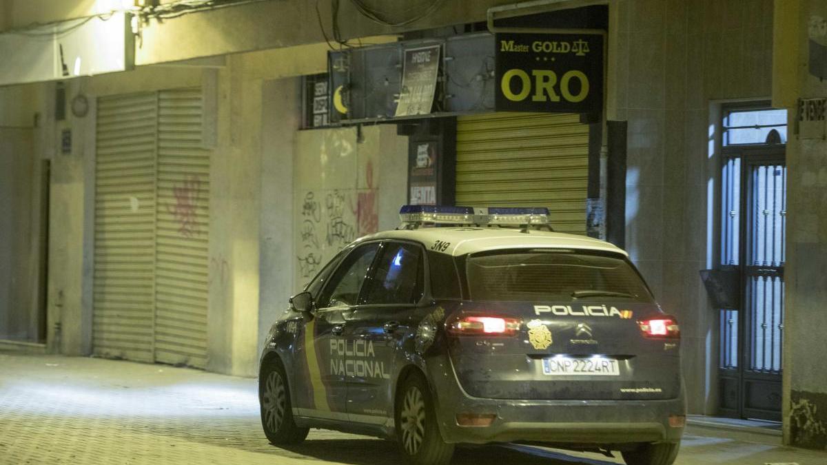 Apuñalan a un hombre en València para robarle el reloj