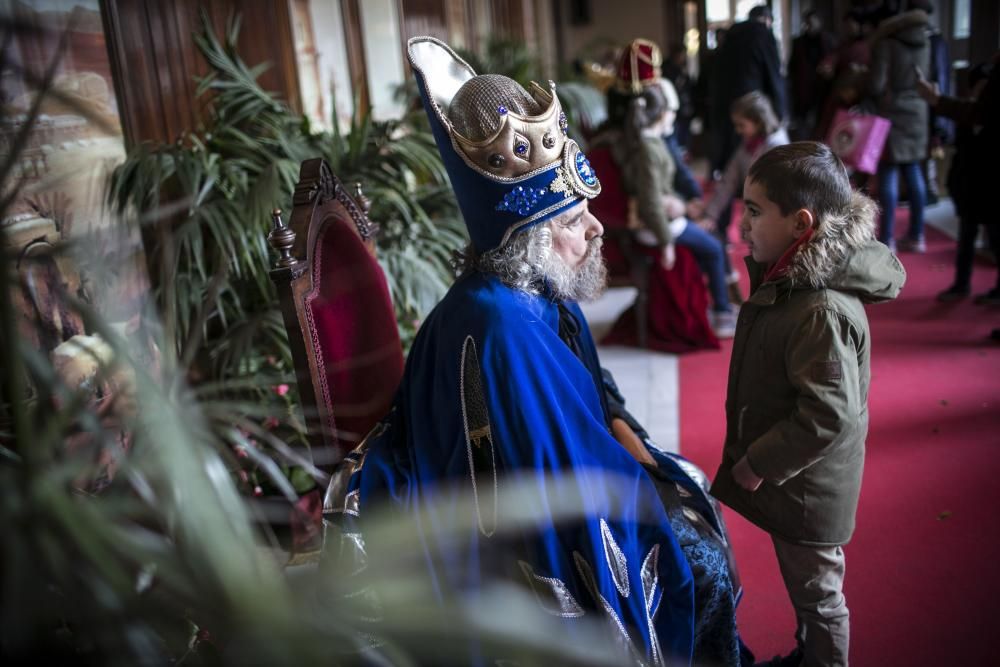 Así fue la recepción de los Reyes Magos en Oviedo
