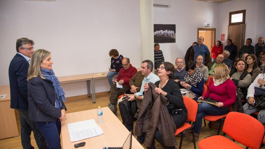 Un momento del acto de ayer en la Escuela de Pastores de Archivel, localidad caravaqueña.