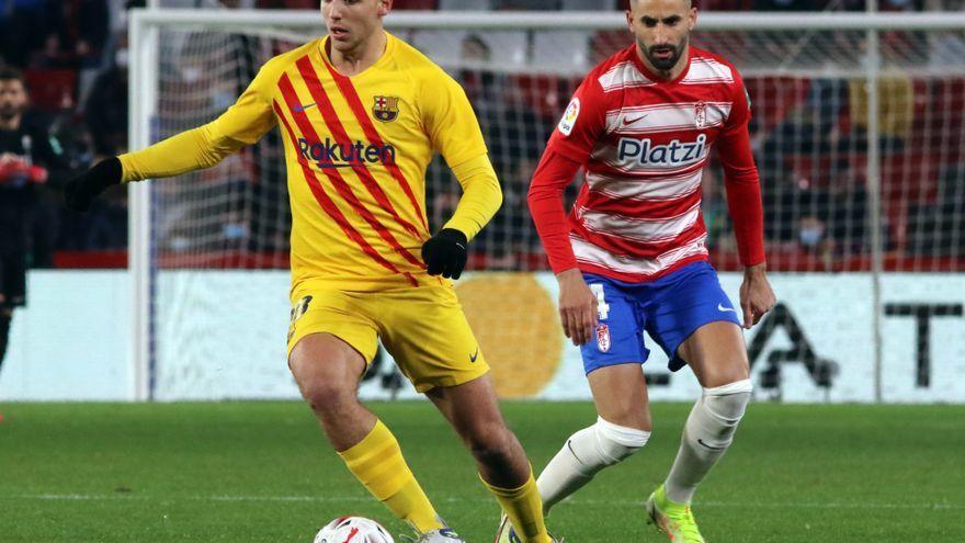 2-3. Luuk de Jong rescata al Barcelona en la prolongación.