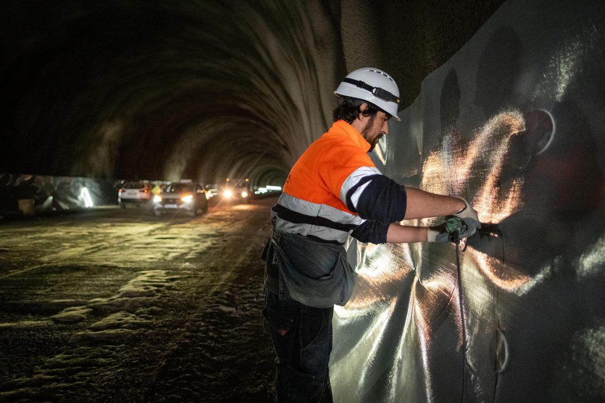 Visita al túnel de Erjos Visita al túnel de Erjos