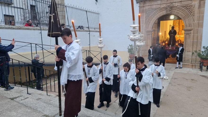 Así fue el estreno de las cofradías de Cáceres