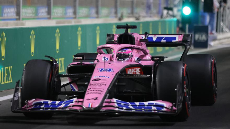 Sainz y Alonso saldrán tercero y séptimo en el GP de Arabia Saudí