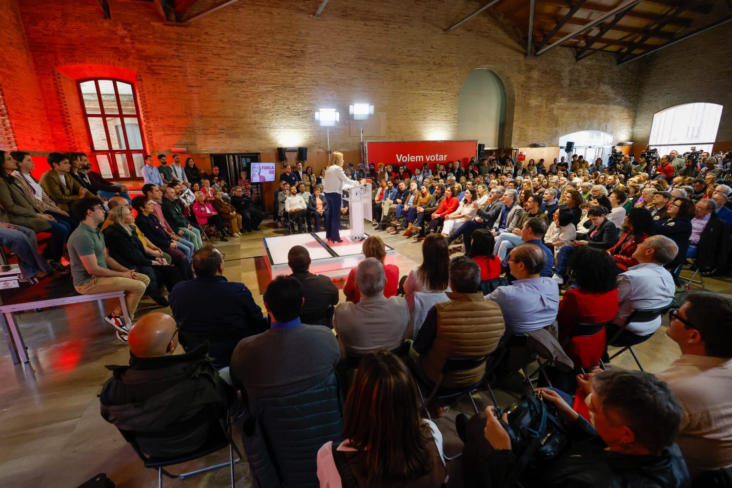 Pilar Bernabé, secretaria general del PSPV de València