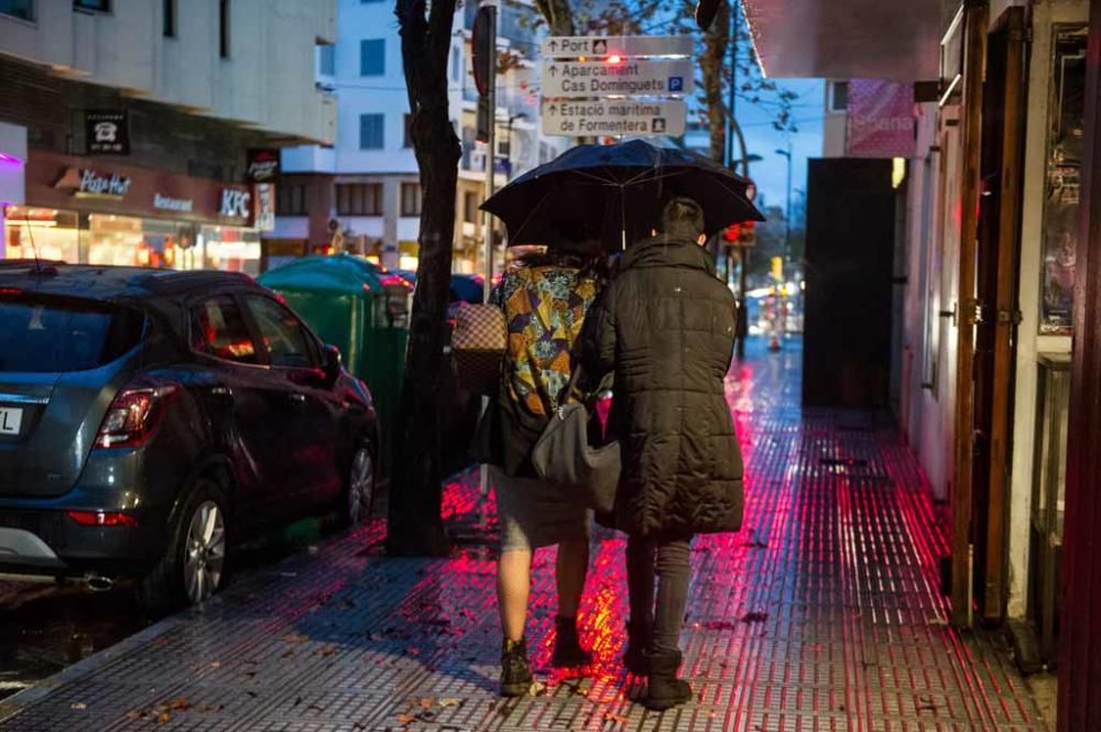 Lluvia y viento en las Pitiusas