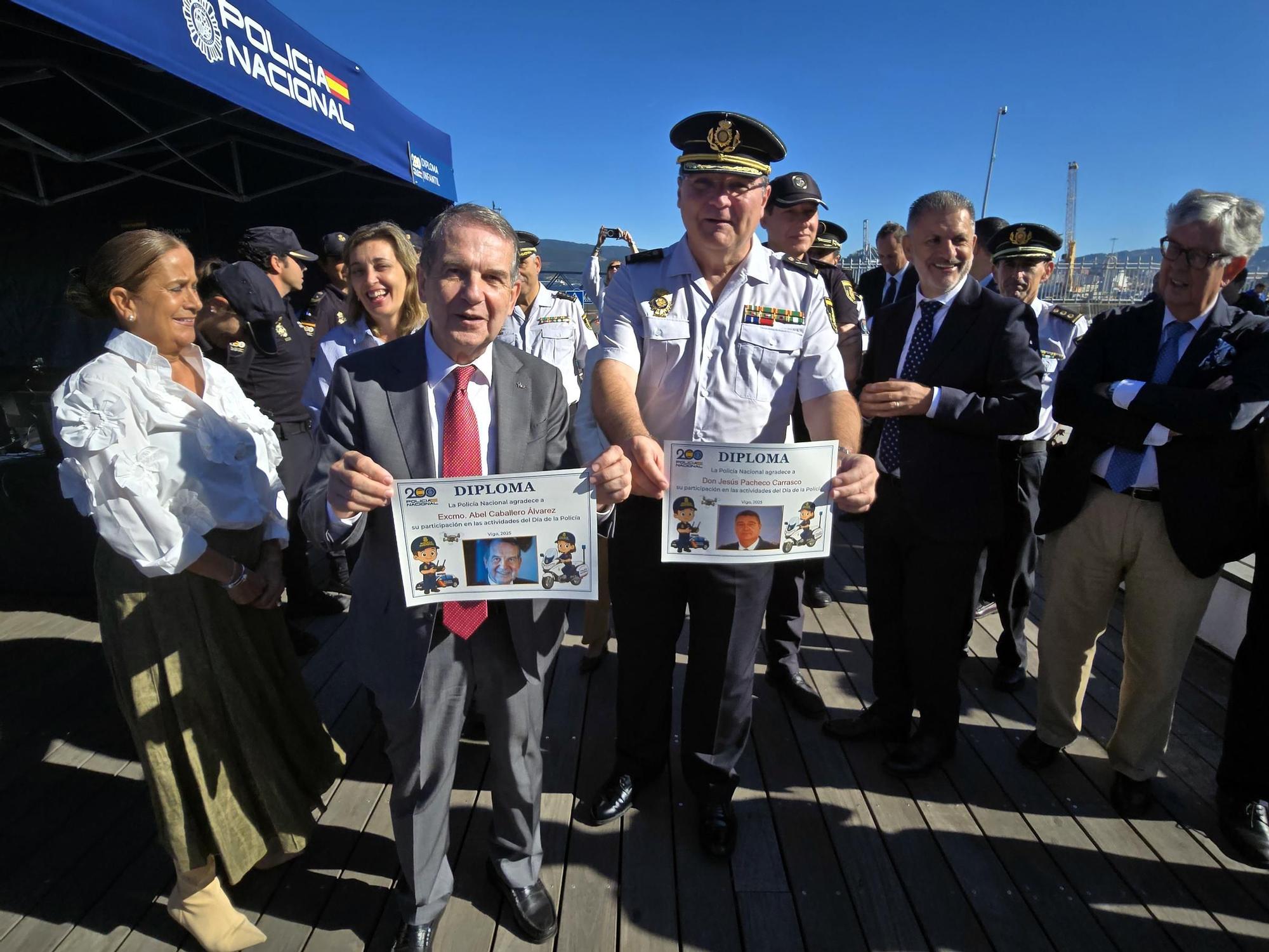 Vigo inaugura con la "Exposición de Medios" las celebraciones del Día de la Policía Nacional
