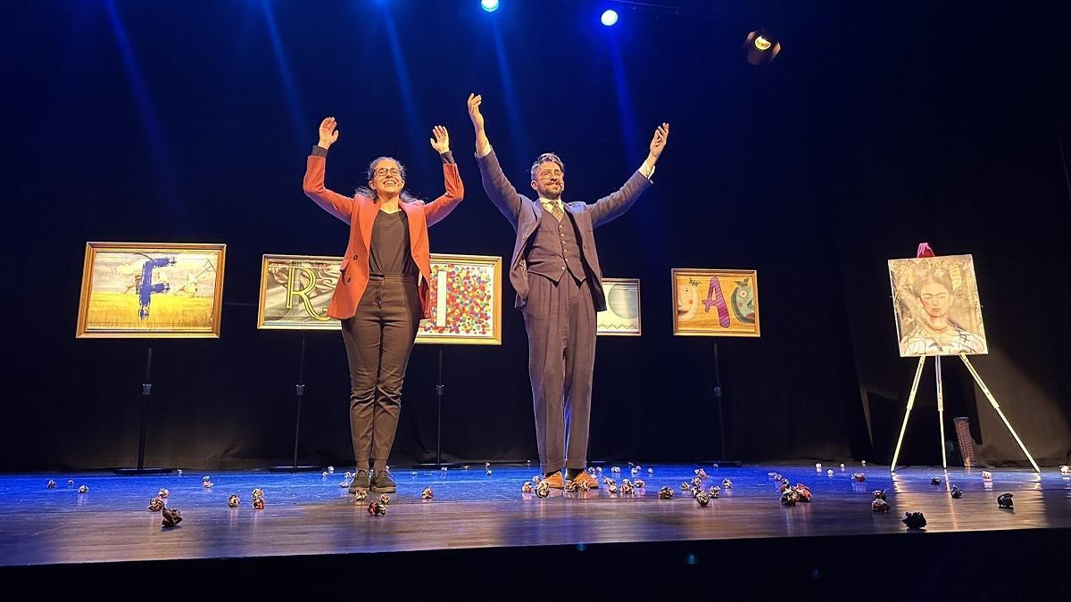 Sara Rodríguez y Carlos Tomico durante un espectáculo