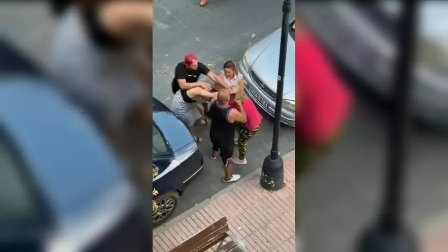 Así fue la multitudinaria pelea registrada en Canals