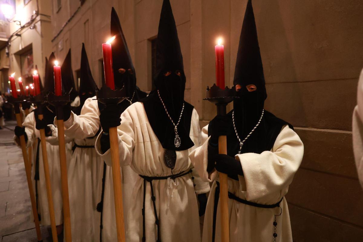 GALERÍA | Las imágenes de los momentos más emotivos de la procesión de Nuestra Madre de las Angustias este Viernes Santo en Zamora