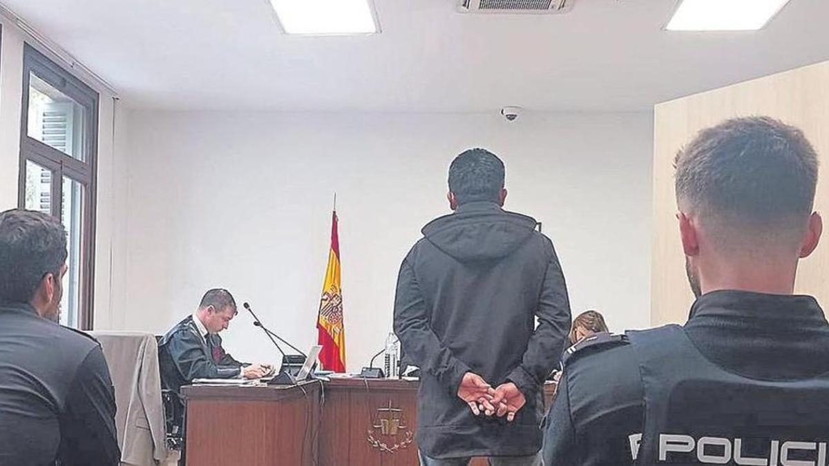 El acusado, durante el juicio celebrado en la sede de Vía Alemania, en Palma.