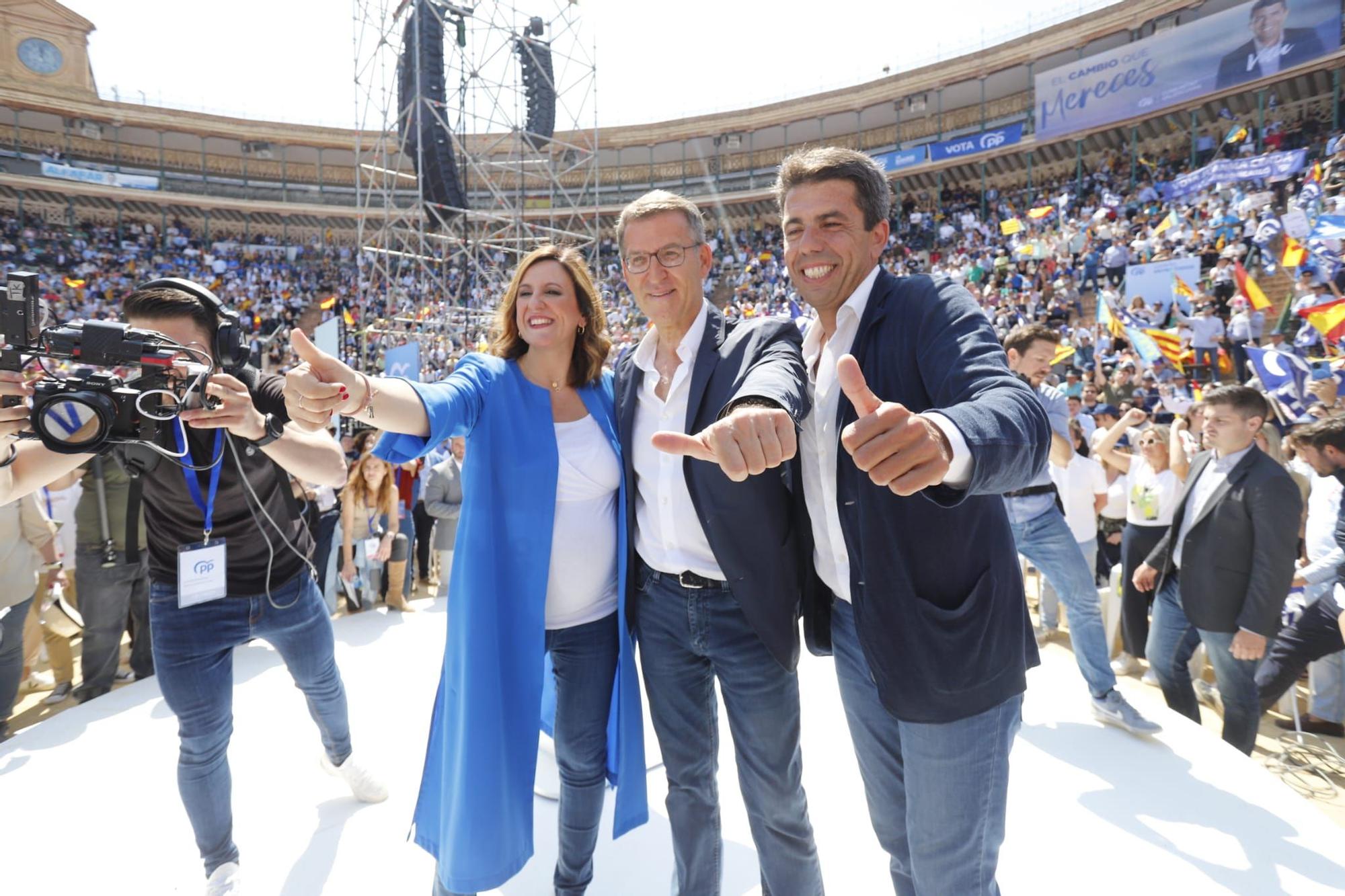 Mitin central del PPCV en la Plaza de Toros de València