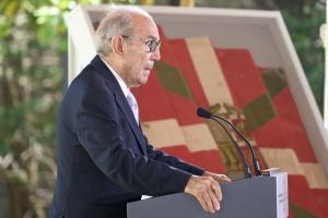 Mor Carlos Garaikoetxea, lehendakari després del franquisme