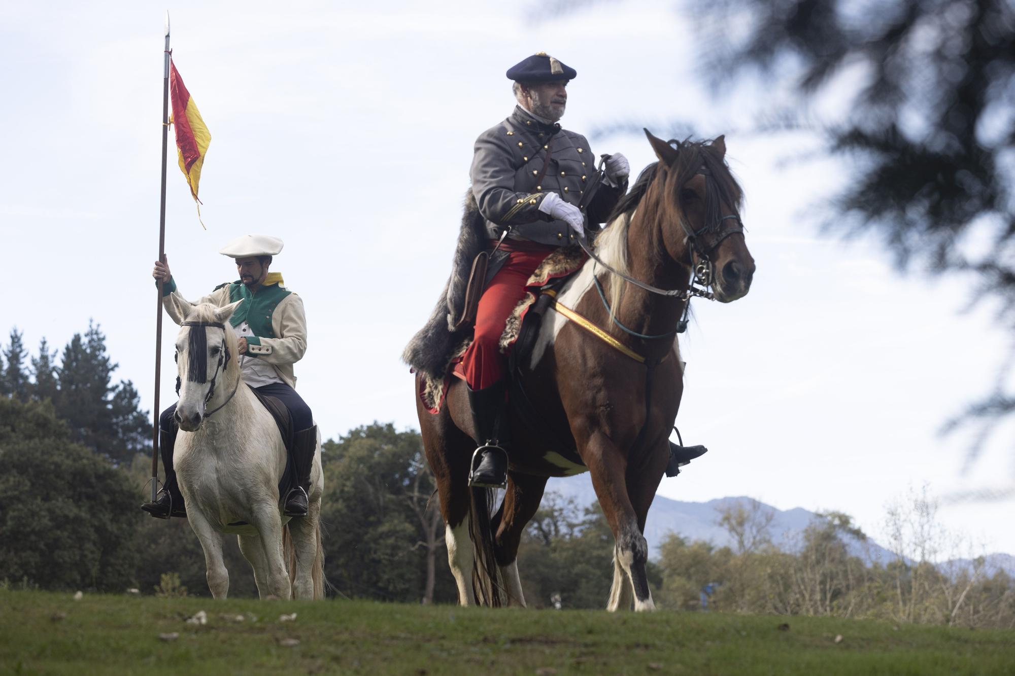 EN IMÁGENES: Así fue la recreación de la batalla del Desarme, en Oviedo