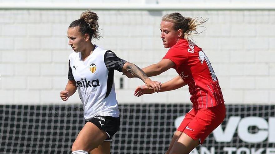 El Valencia Femenino pierde y vuelve a caminar sobre el alambre