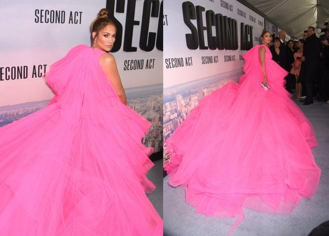 Jennifer Lopez deslumbra en el preestreno de su película