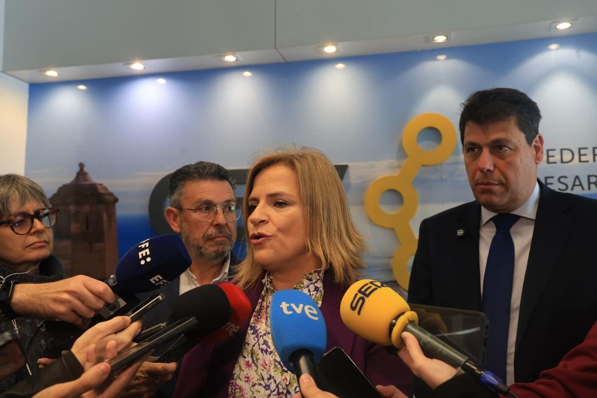 La delegada del Gobierno, esta mañana en CEV Alicante.