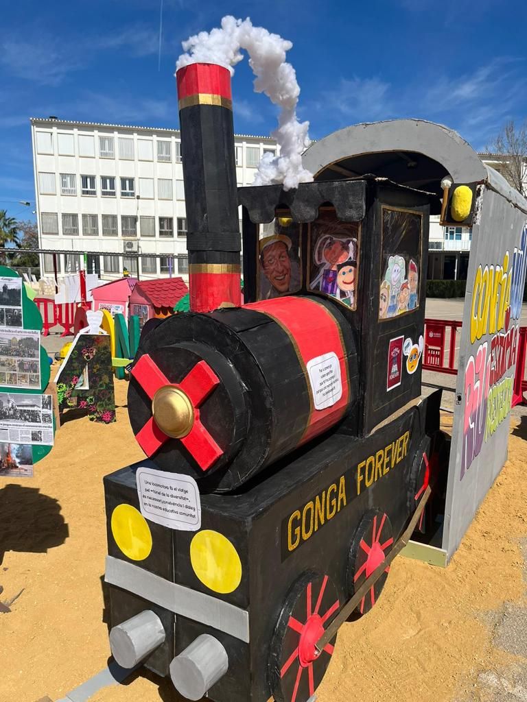 Falla del colegio Amparo Alabau de Alaquàs