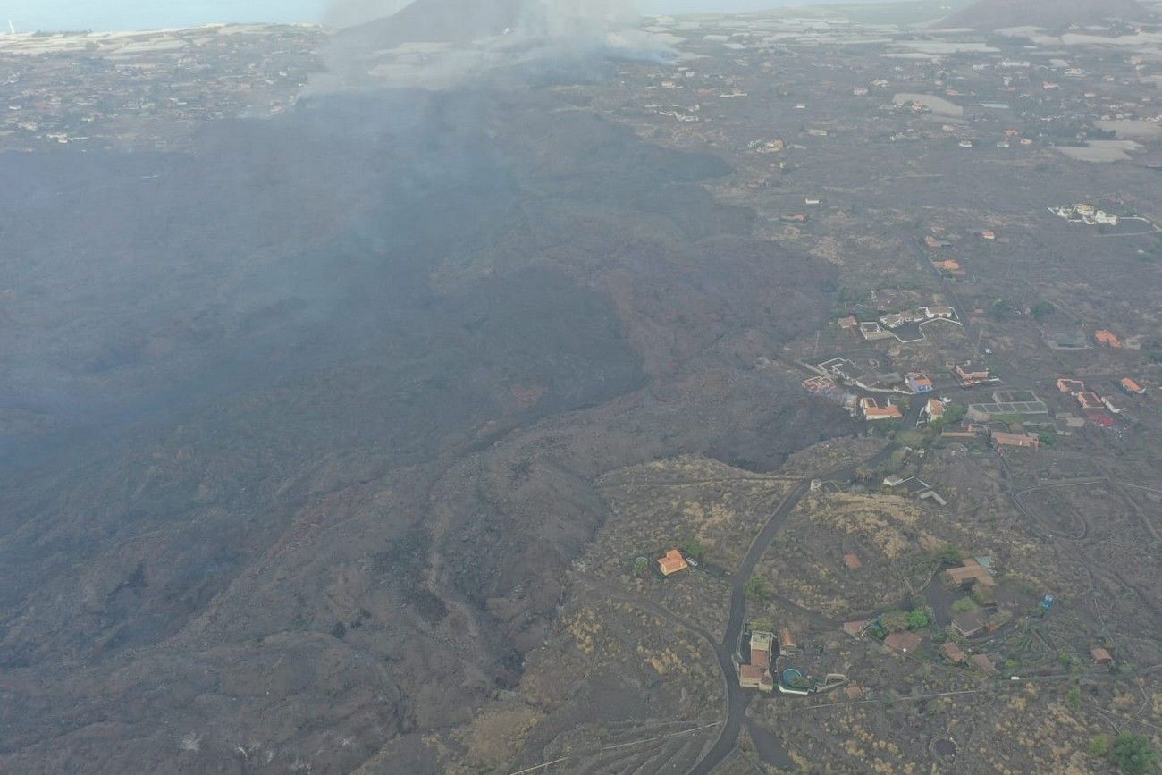 El avance de la lava del volcán de La Palma, a vista de pájaro en el décimo día de erupción