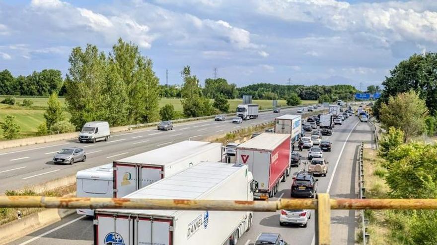 Investiguen la mort d'un motorista a l'AP-7