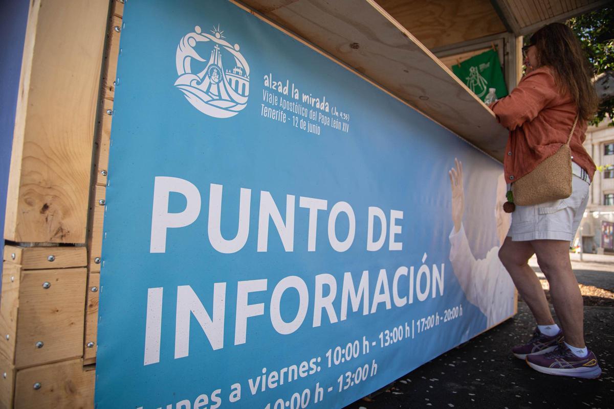 Abre en Santa Cruz una información de la visita del papa a Tenerife Abre en Santa Cruz una información de la visita del papa a Tenerife