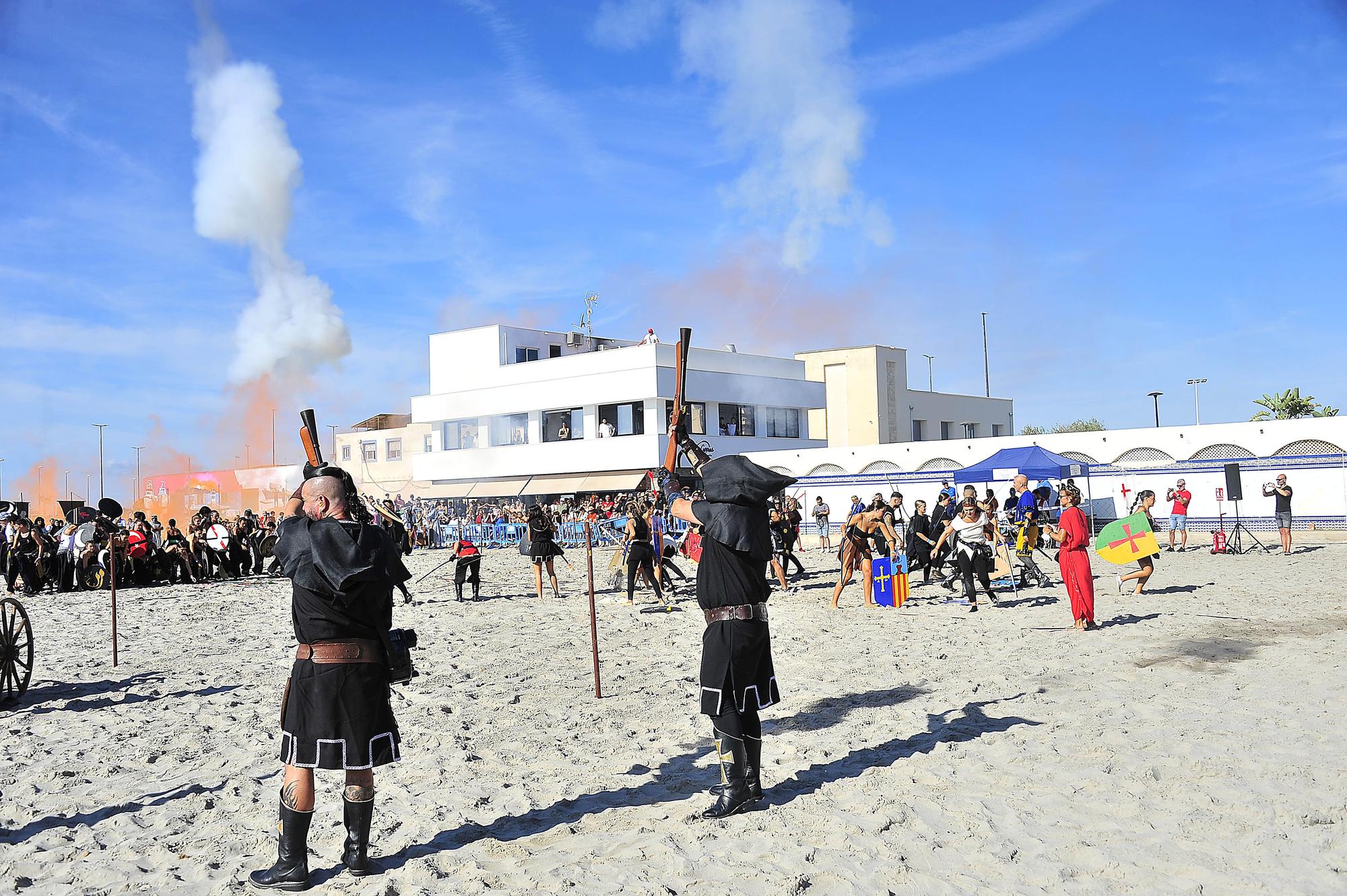 FIESTAS SANTA POLA. Asalto moro en la playa de Levante.