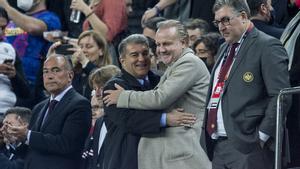 Que n’aprenguin! ¿Qui, senyor Laporta, qui?