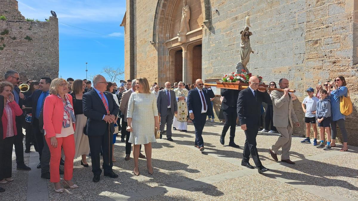 Misa de Pascua: Los municipios de la Part Forana celebran la tradicional procesión del Encuentro