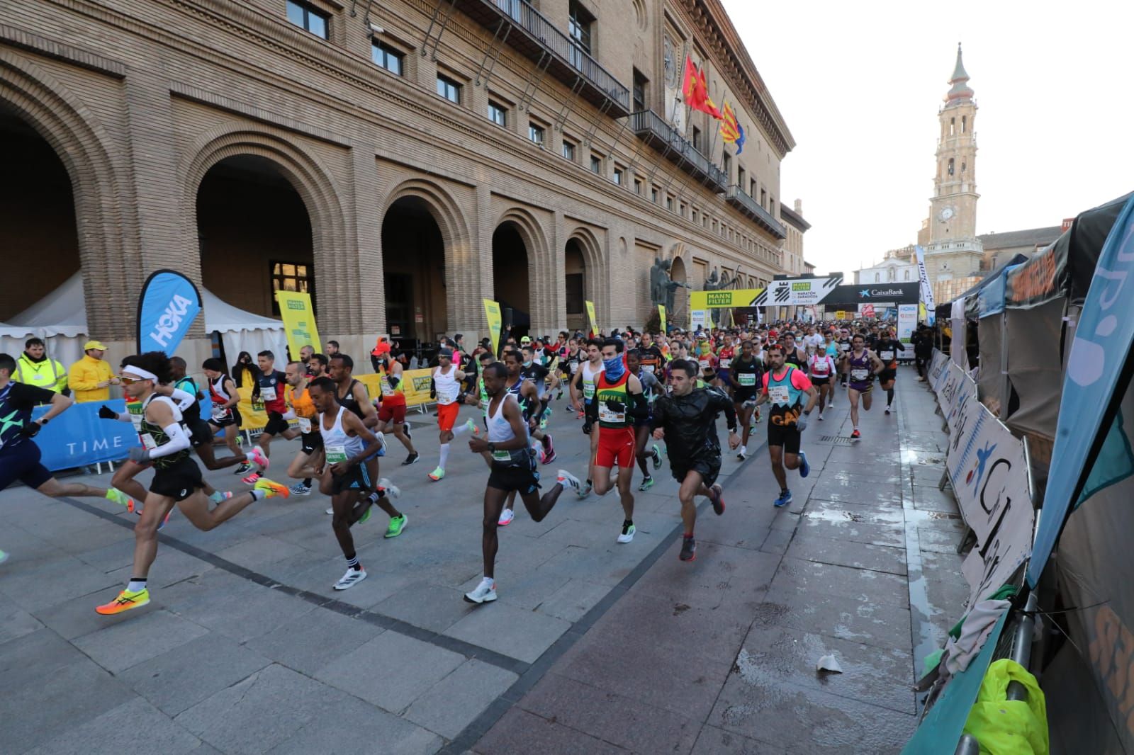 Fotos del maratón de Zaragoza 2022: Búscate en nuestras imágenes