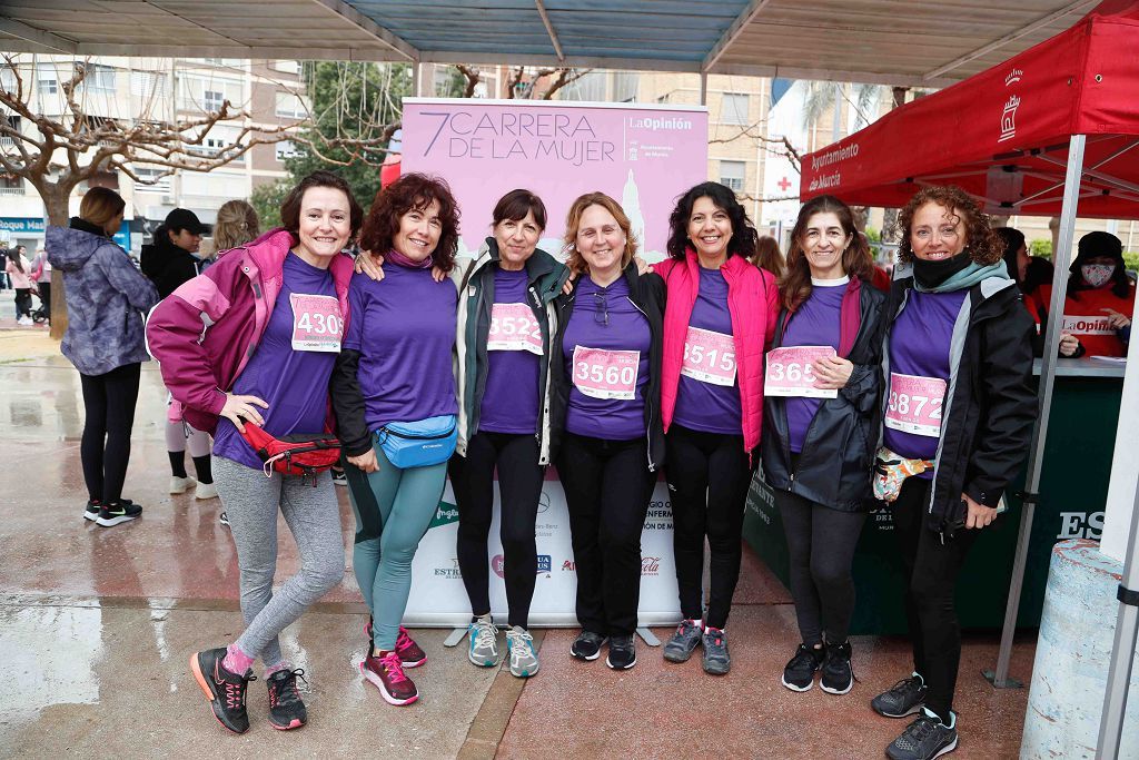 Carrera de la Mujer Murcia 2022: las participantes posan en el photocall