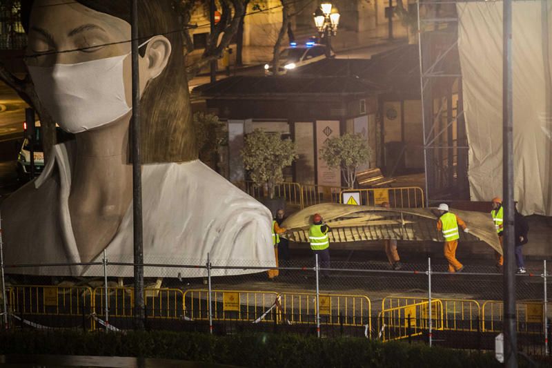 Así ha sido la cremà de la falla municipal