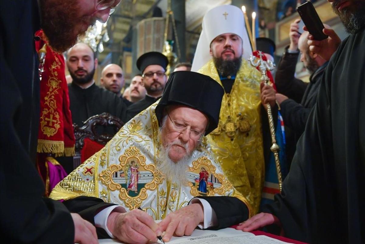 zentauroepp46432310 kiv03  istanbul  turkey   05 01 2019   ecumenical patriarch 190131201725