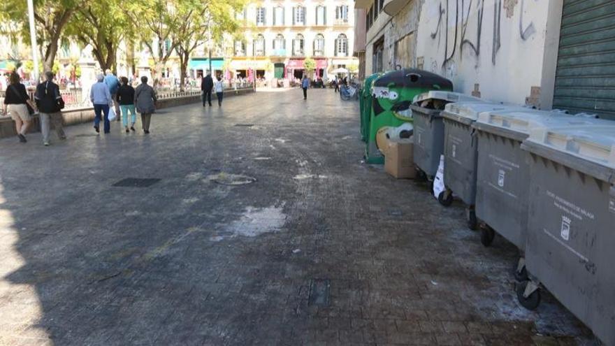 El centro de Málaga tras la recogida de basura